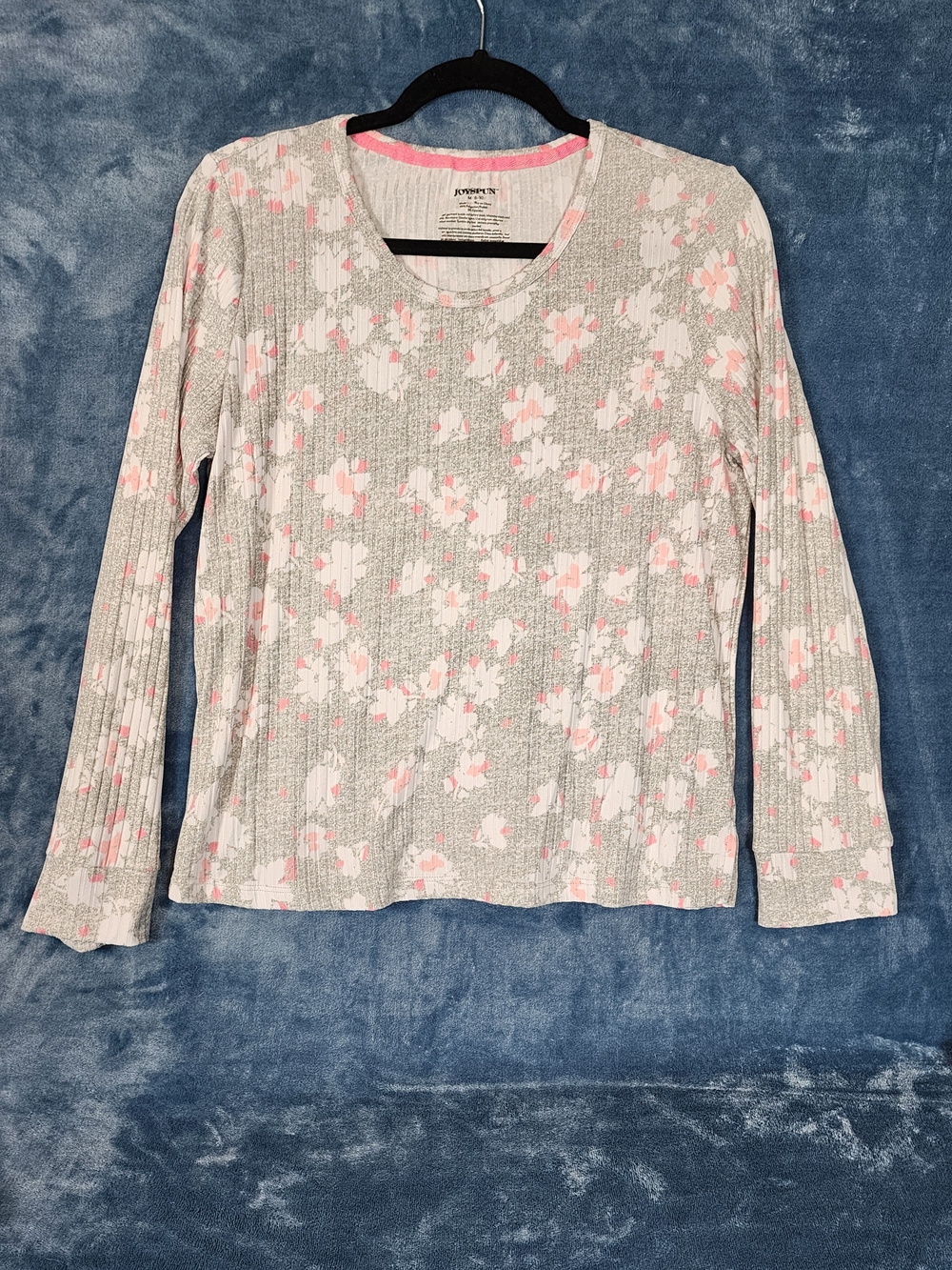 Cozy Gray Ribbed Long-Sleeve Tee with Pink Floral Detail